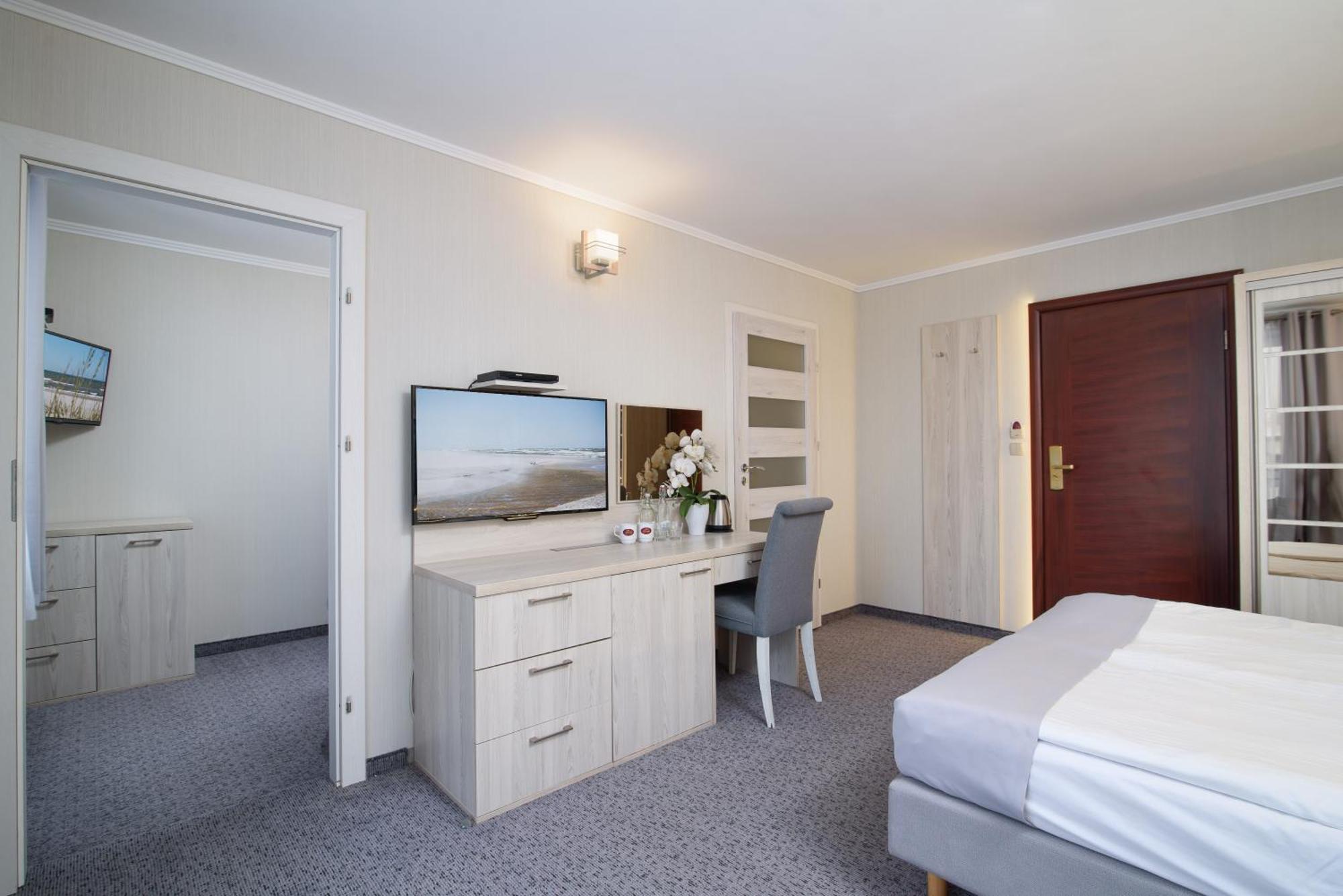 Hotel Spa Activia Jastrzebia Gora Exterior photo