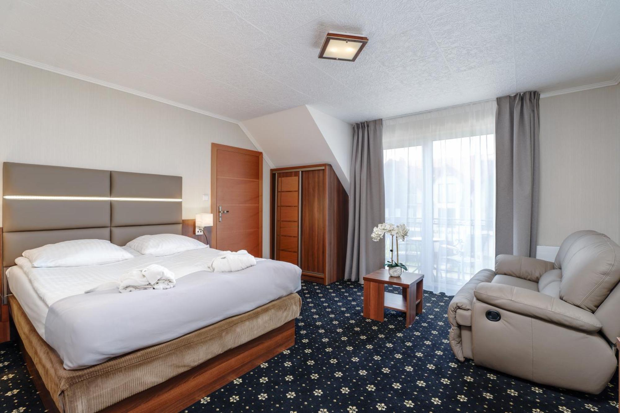 Hotel Spa Activia Jastrzebia Gora Exterior photo